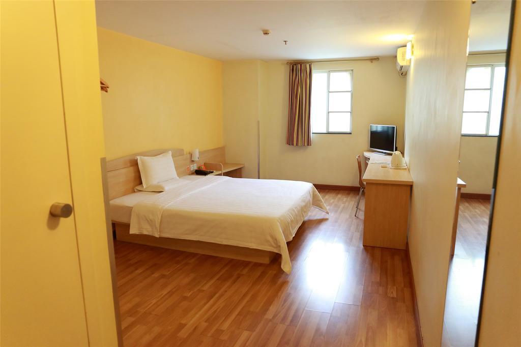 7Days Inn Beijing Shijingshan Gucheng Room photo